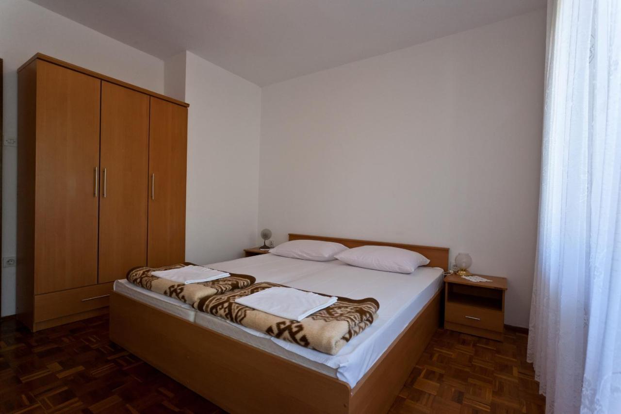 Apartments Katic Vantacici Exterior foto